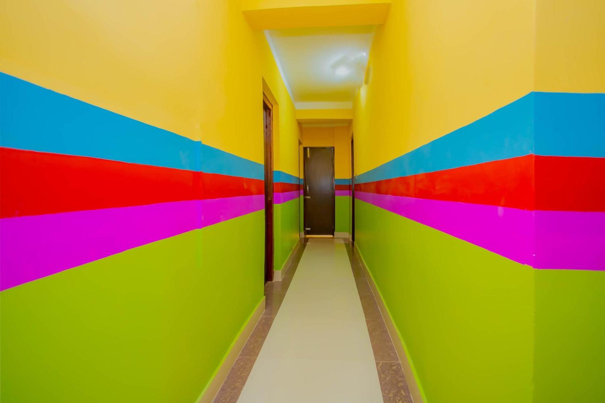 Oyo 589 Hotel Trimurti Kathmandu Exterior photo