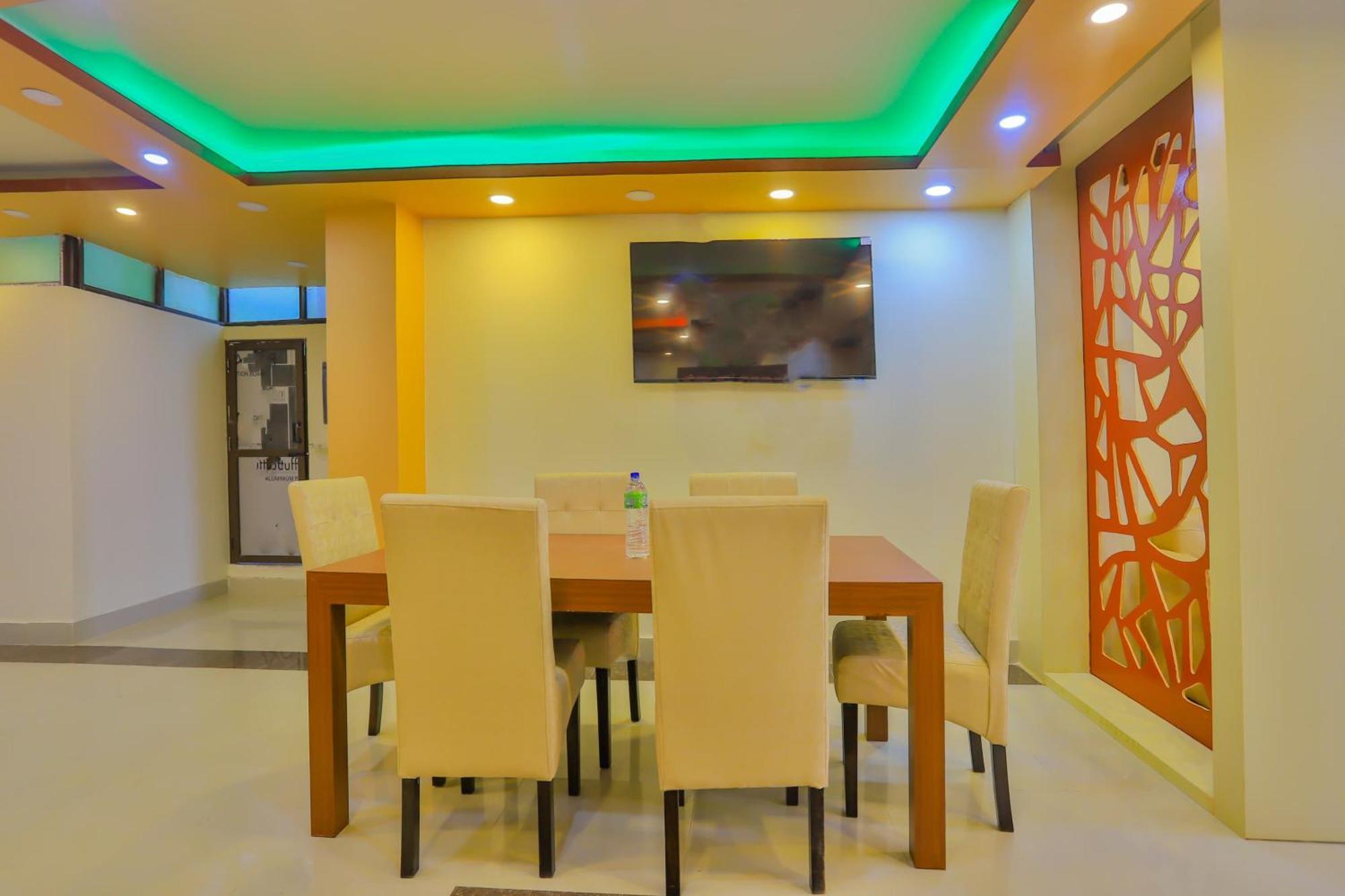 Oyo 589 Hotel Trimurti Kathmandu Exterior photo