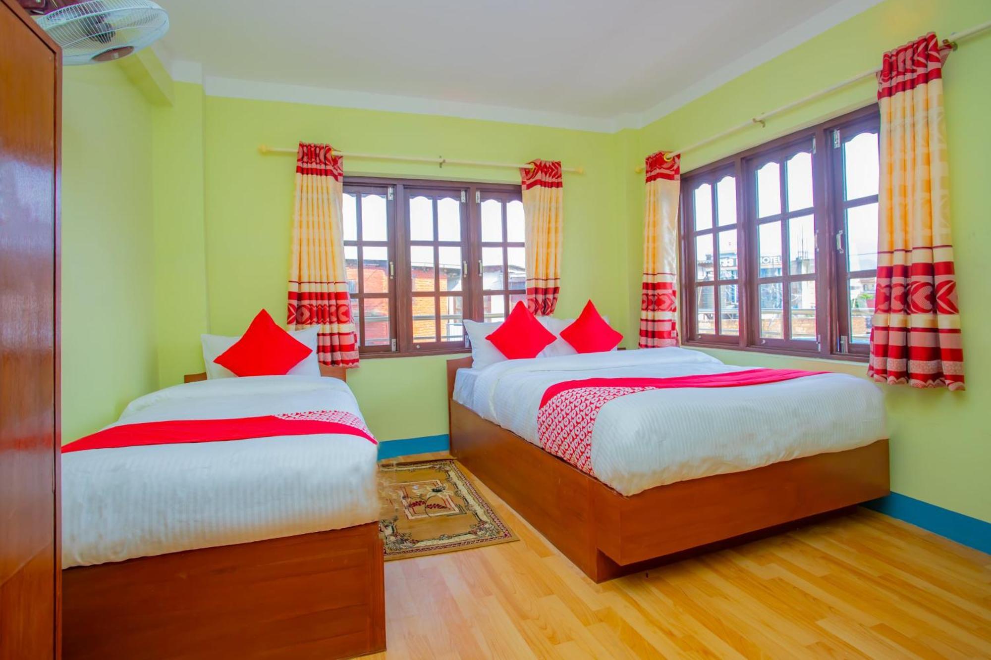 Oyo 589 Hotel Trimurti Kathmandu Exterior photo